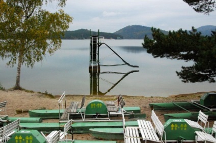 Lacul Makhovo (máchovo jezero)