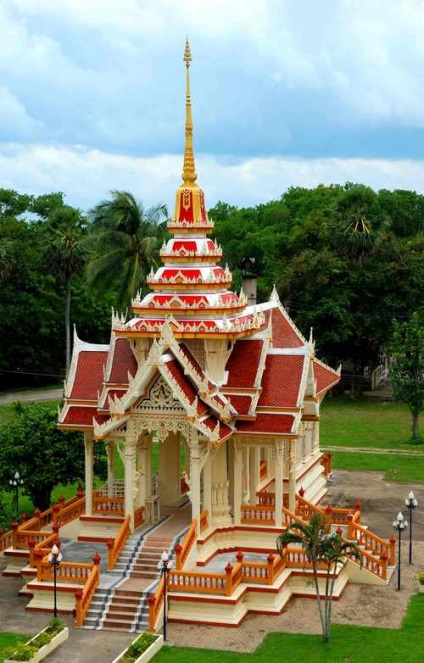 Wat Chalong Thaiföldön - történelem, leírás, fotó