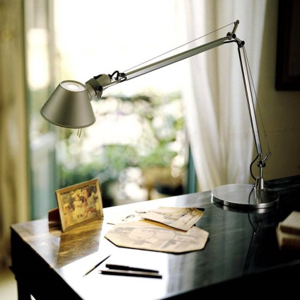 Asztali lámpák az asztalon titkok helyes választás