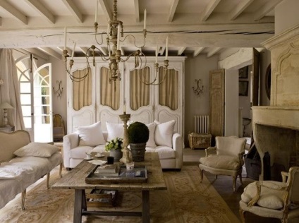 Stretch tavan în stil Provence, design stil Provence - stil de țară franceză în casa ta