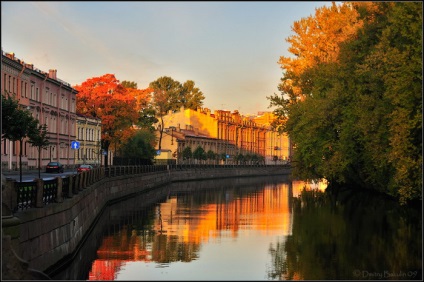 Găsiți un hotel pentru vacanta dvs. în Sankt Petersburg în toamna