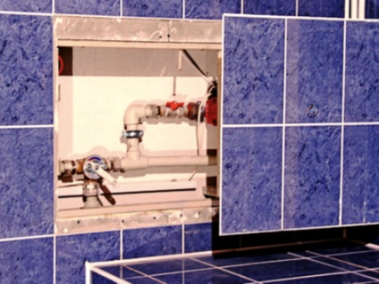 Caracteristici de camuflaj de comunicații cum să ascundeți țevile într-o baie, un material, instalare sub o țiglă