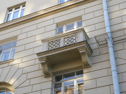 Caracteristicile vitrării balconului în casa lui Stalin