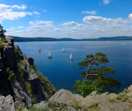 Lacul Turgoyak din regiunea Chelyabinsk, fotografie și descriere