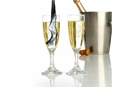 Prima șampanie - care a inventat invenții și descoperiri