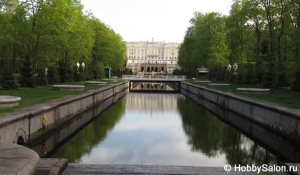 Peterhof (petrodvorets), sau o excursie la 