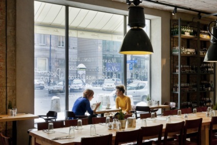 A diszpozíció Aoli cafe Varsó minta tér rendezési