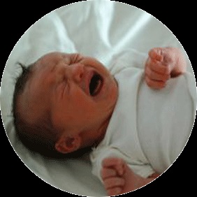 Pneumonie la nou-născuți, un copil poate fi născut cu pneumonie