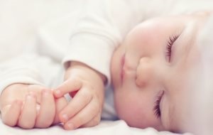 Miért halnak meg csecsemők, a gyermekek anyák