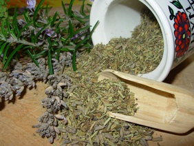 Fűszerek és fűszernövények Provence gyógynövények (provence-i fűszerkeverék)