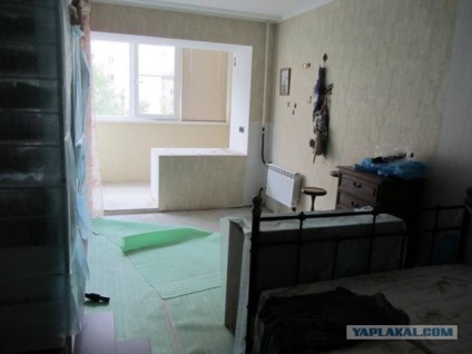 Repararea camerei de către forțele femeilor (34 fotografii)