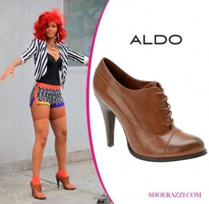 Rihanna și pantofii ei