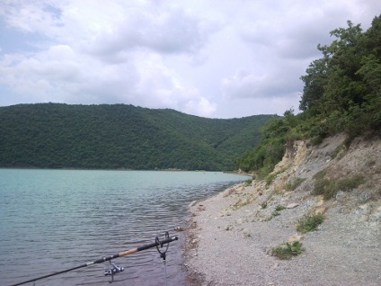 Pescuitul în Abrau durso pe ce să prindă pescuitul pe lacul Abrau
