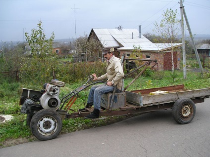 Motoblock de acasă de la podul de la mâinile lui Zhiguli