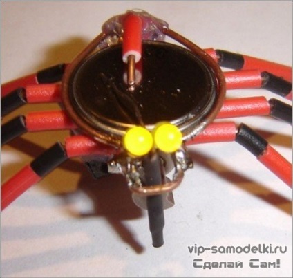 Házi Spider - vibrohod „robotok saját kezűleg