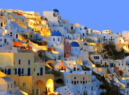 Santorini (- - -)