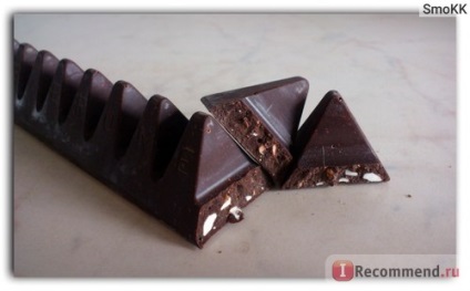 Ciocolata toblerone din ciocolata swiss din ciocolata neagra cu miere si nuga de migdale - 
