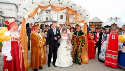 a városban esküvő Nyizsnyij Novgorodban