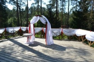 Oferte de nunti, odihna in afara orasului in hotelul Raivola