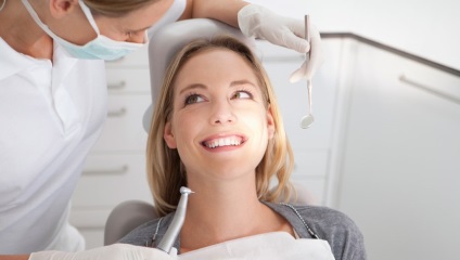 Terapia dentară terapeutică - perspectiva pacii, a clinicilor și a prețurilor la Moscova