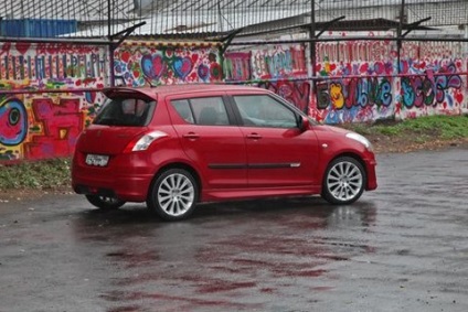 Tesztvezetés seat fr, peugeot 208 és Suzuki Swift