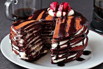 Torta tejszínhabbal keksz, csokoládé receptek - egyáltalán a desszertek