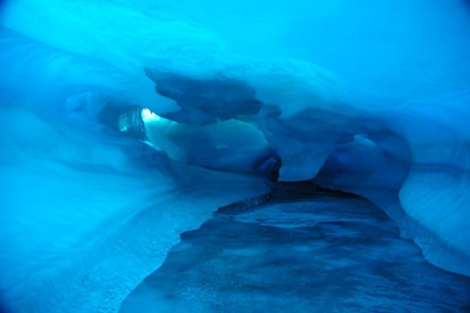 Să plece un an în Antarctica, să lucrezi ca un sysadmin la o stație polară în mijlocul peisajelor neamenajate