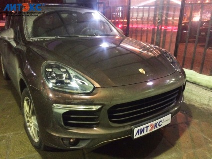 Lopott fények Porsche Cayenne rögzítése nem segít, mit kell tennie, hogy töltse habbal