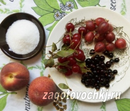 Lekvár válogatott gyümölcsök és bogyók a téli, a recept egy fotót