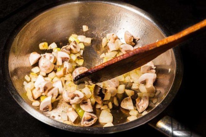 Limbă de vită cu ciuperci - cum să gătești delicios