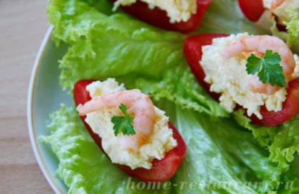 Tomatos aperitiv cu salata de brânză și creveți - restaurant acasă