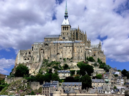 Castle Mont Saint-Michel, omyworld - minden látnivaló a világ