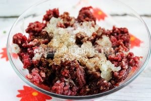 Roșii roșii cu carne tocată în arabă, cum să gătești