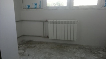 Bateria de pe balcon poate fi efectuată, instalare, rezoluție