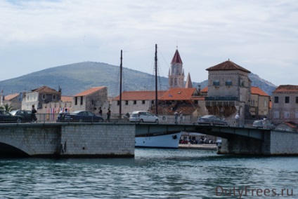 Ce să vedem în vecinătatea palatului divizat din Dioclețian, Sibenik, Trogir, Parcul Național Krka -