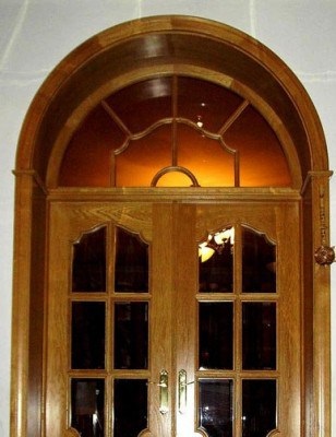 Proiectarea arcadelor în interiorul interiorului, în bucătărie, în camera de zi, ghidarea ușilor