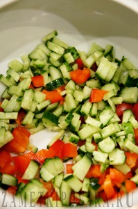 Gazpacho cu castraveți și ardei grași, simple rețete culinare cu fotografii