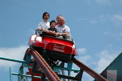 Muntele Tibidabo din barcelona și parcul de distracții Tibidabo