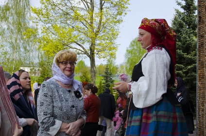 Și în necaz, și în bucurie, o nuntă de argint în bielorusă