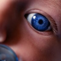 Cum să știți ce fel de ochi un copil va moșteni din culoarea ochilor