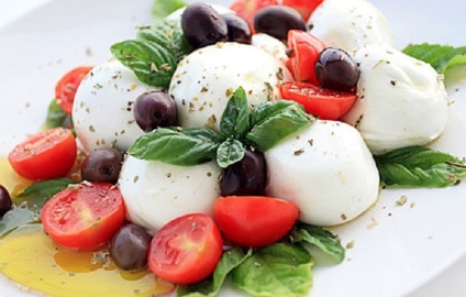 Caprese reteta clasica de salata traditionala italiana