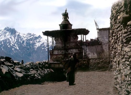Regatul Mustangului - călătorie prin munți regali - excursii turistice spre Nepal, Tibet, India și Bhutan