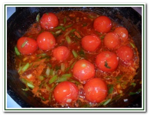 Creveți de pește (Krngrio) în sos dulce și acru cu roșii, viață gustoasă la domiciliu
