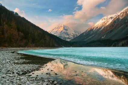 Lacurile Kucherlinskie - vedere Altai