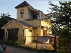 Cumpărați o casă, o cabană, o cabană, o primărie în Simferopol