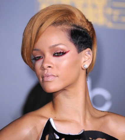 Smink csillagos Rihanna