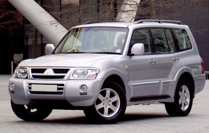 Mitsubishi pajero jeep recenzie