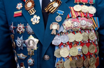 Este posibil să se îmbogățească prin vânzarea de medalii și ordine și care sunt capcanele