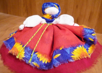 Folk Doll Doll tekercsek baba Charm