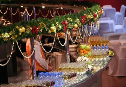 Anul Nou de decorare a restaurantelor - eveniment corporatist - corporate - Sărbători de Anul Nou în Pyatigorsk